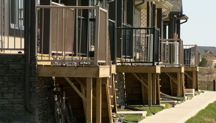 September housing starts in Saskatoon increase from previous month, according to Canada Mortgage and Housing Corporation.