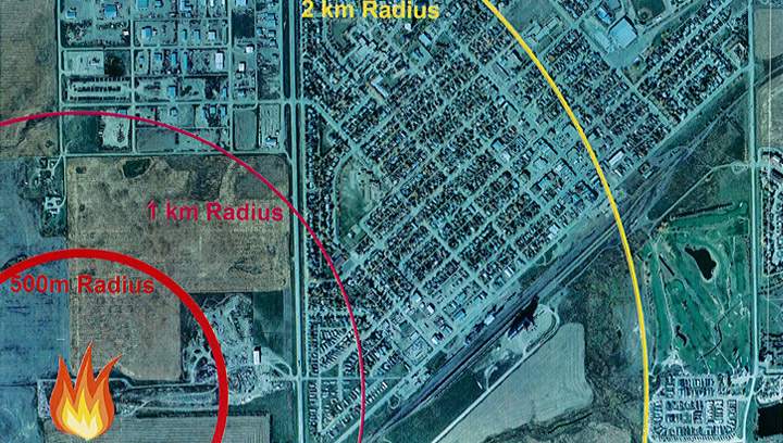 The “shelter-in-place” radius where the landfill fire is burning in Kindersley, Sask. The landfill is located on the west side of Highway 21 by the railway tracks in the southwest corner of the town in western Saskatchewan.