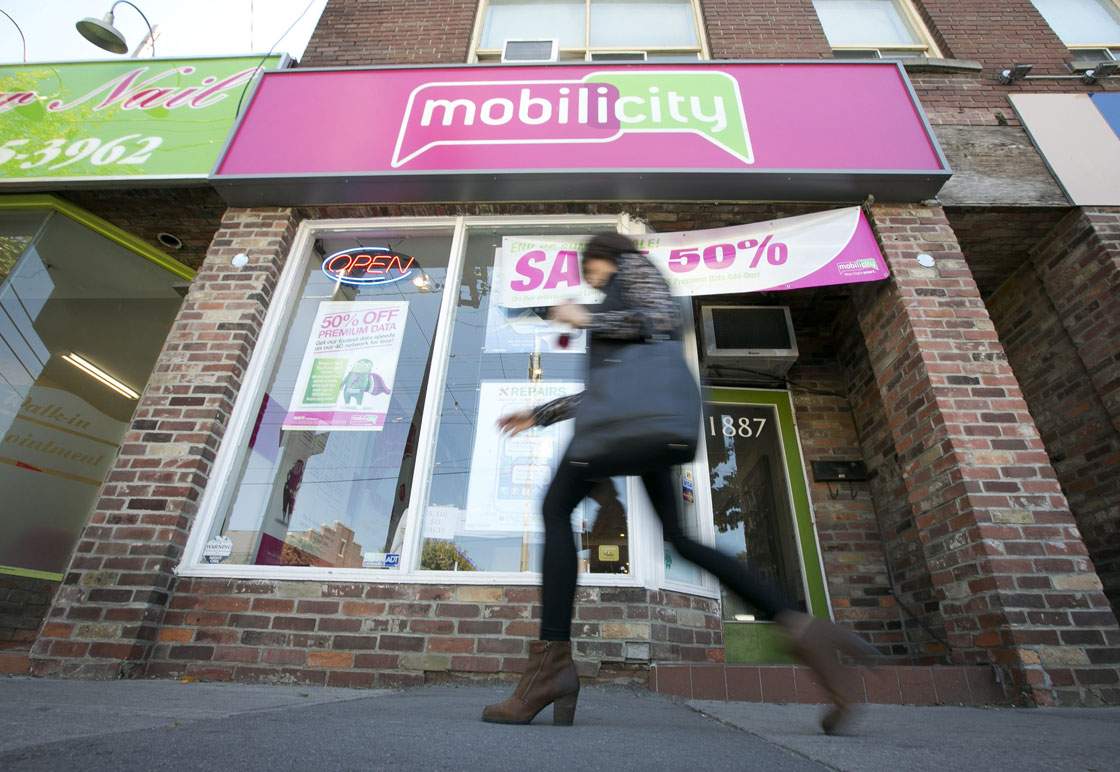 With a subscriber base of roughly a quarter of a million, Mobilicity is losing money and looking for a sale to a larger mobile provider such as Telus Corp. 
