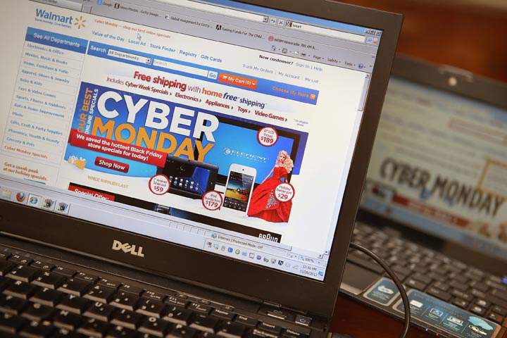 Canadian retailers have been "reluctant" to develop online sales, according to a new report. That's allowed some big-name U.S. players to win the majority of e-commerce sales in Canada.