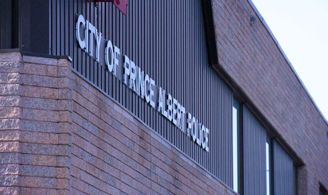Man hospitalized after being stabbed multiple times overnight in Prince Albert, Sask.