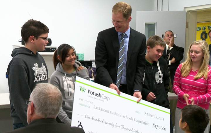 Potash Corporation of Saskatchewan Inc. extends funding for nutrition programs at Saskatoon schools.