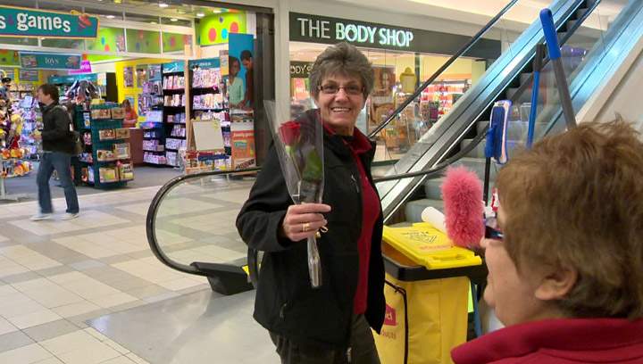 Weather Specialist Kevin Stanfield took to Saskatoon streets to see how people react to random acts of kindness.