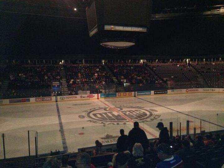 Rexall Place in the dark after power outage Tuesday, October 15, 2013.