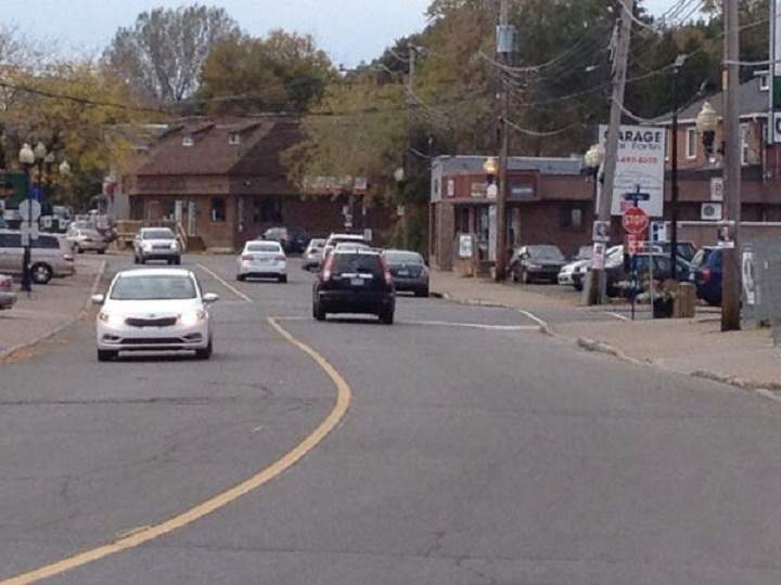 valois village