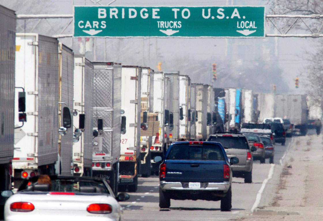 A high dollar and better deals south of the border have triggered an explosion in cross-border shopping among Canadians in recent years. 