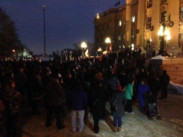 Members of the Alberta Union of Provincial Employees rally at the legislature on Thursday, Nov. 28, 2013.