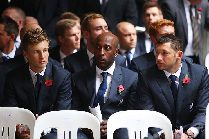 English cricketers, Joe Root, Michael Carberry and Tim Bresnan attend the Rememberance Day Service held at the Cenotaph, Martin Place on November 11, 2013 in Sydney, Australia. (Brendon Thorne/Getty Images)