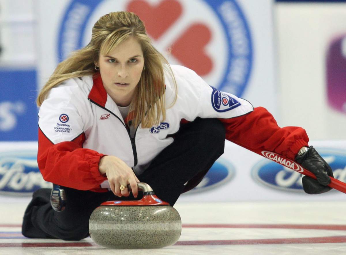 Jennifer Jones scored a 10-2 win at the Canadian Curling Trials on Sunday.