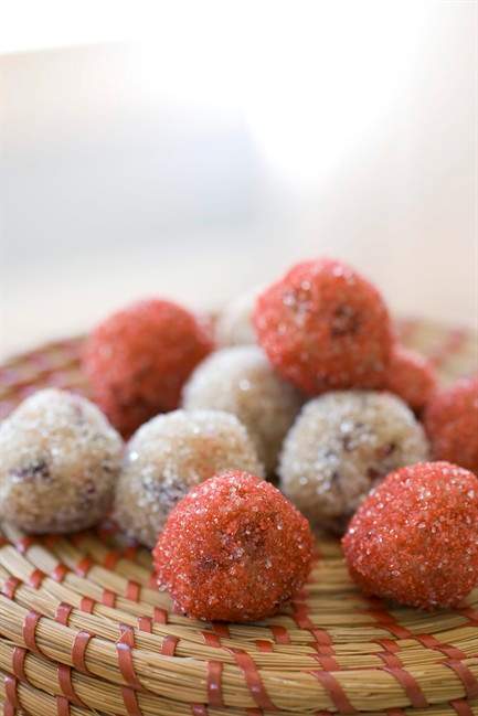 This Sept. 23, 2013 photo shows no bake cranberry coconut bites in Concord, N.H. 