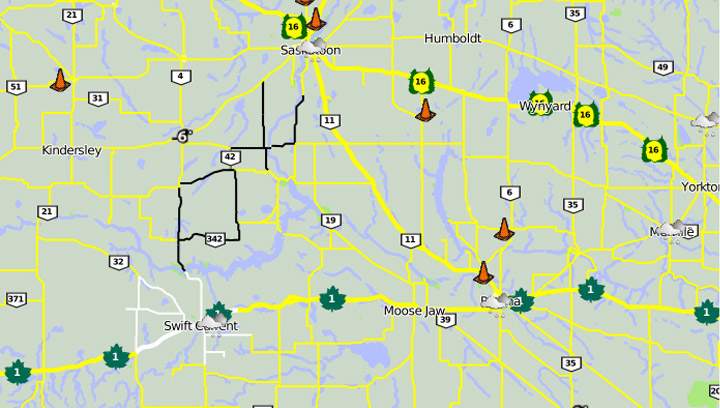 Road conditions in Saskatchewan as of 10:00 a.m. on Dec. 2, 2013 - White - travel not recommended; yellow - winter driving conditions exist.