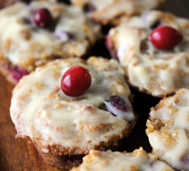 Flourless Christmas Cranberry Muffins!