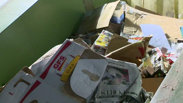 There are a number of ways to reduce the amount of food and paper waste over the holiday season.