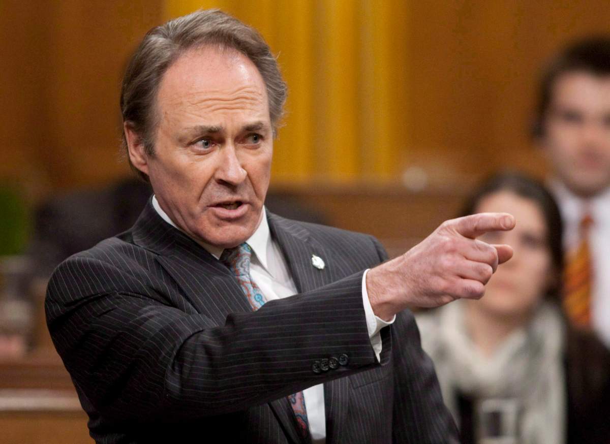 NDP MP Pat Martin issues an apology following a debate Wednesday, September 16th.