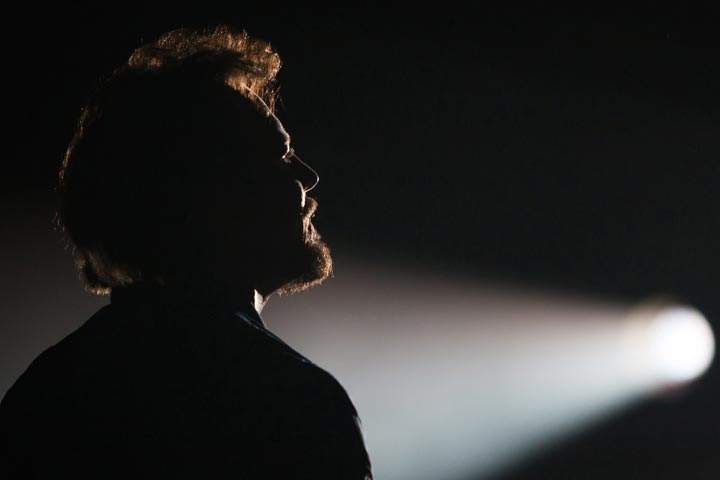 Pearl Jam’s front man Eddie Vedder performs in London, Ont., July 16, 2013. (CP Photo / Mark Spowart)