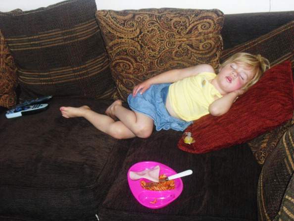 A new study indicates that toddlers -- and adults -- need a chemical shot from the brain roughly two hours ahead of bedtime in order to get drowsy for the night.