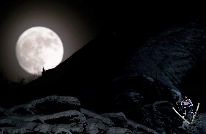 Anders Bardal jumps during a training session at the FIS Ski Flying World Cup in Vikersund, Norway on January 25, 2013. (Daniel Sannum Lauten/AFP/Getty Images