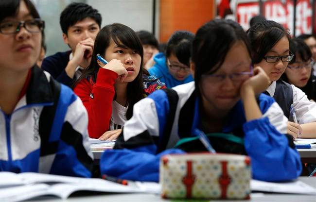 'Focused, consistent' financial education program needed in schools: money guru