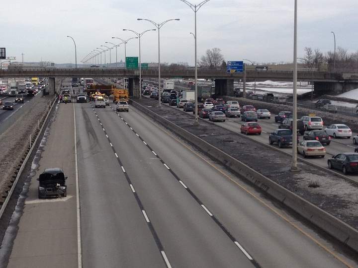 Transport Quebec have confirmed that a section of the Trans-Canada Highway 40 West has been completely closed at Hymus Boulevard due to falling debris on January 13, 2014.