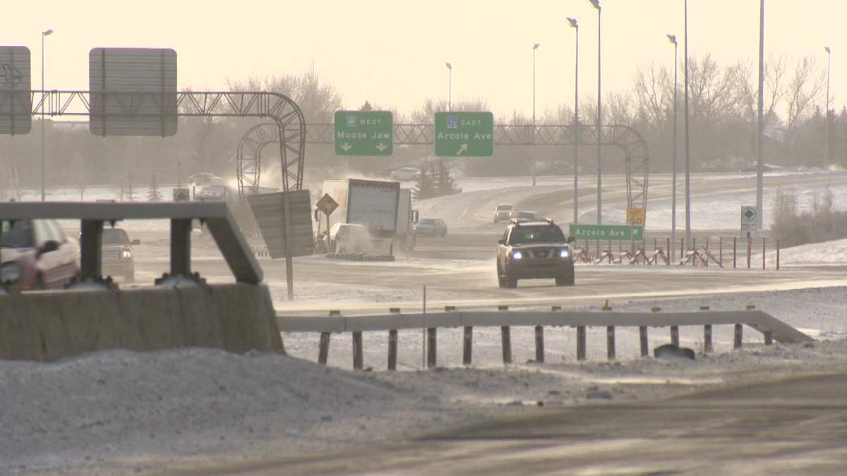 Frigid temperatures prompted an extreme cold warning for Regina and southern Saskatchewan from Environment Canada Tuesday morning.