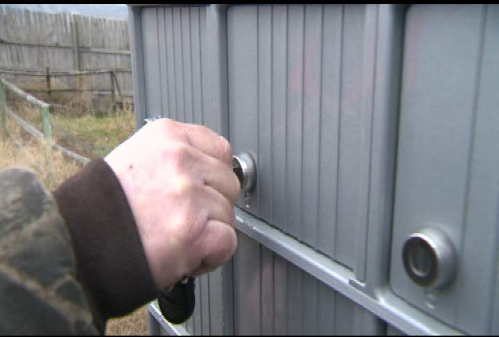 Mailbox theft suspects in custody - image