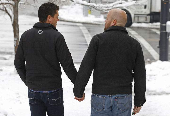 Same-sex couples ask U.S. Supreme Court to let gay marriages continue in Utah