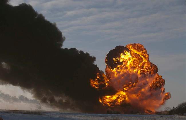 A government warning about the dangers of increased use of trains to transport crude oil is giving a boost to supporters of the long-delayed Keystone XL pipeline.
