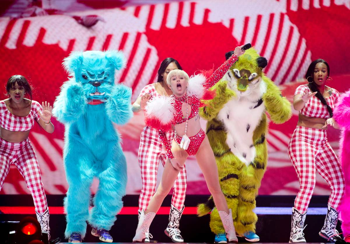Pop singer Miley Cyrus kicks off her Bangerz tour at Roger's Arena in Vancouver, B.C. on Friday, February 14, 2014. THE CANADIAN PRESS/Jimmy Jeong.