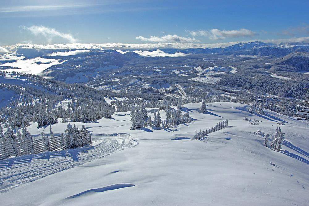 Heavy snowfall has allowed Mount Washington to reopen after being forced to close last month. Credit: Mount Washington Alpine Resort.