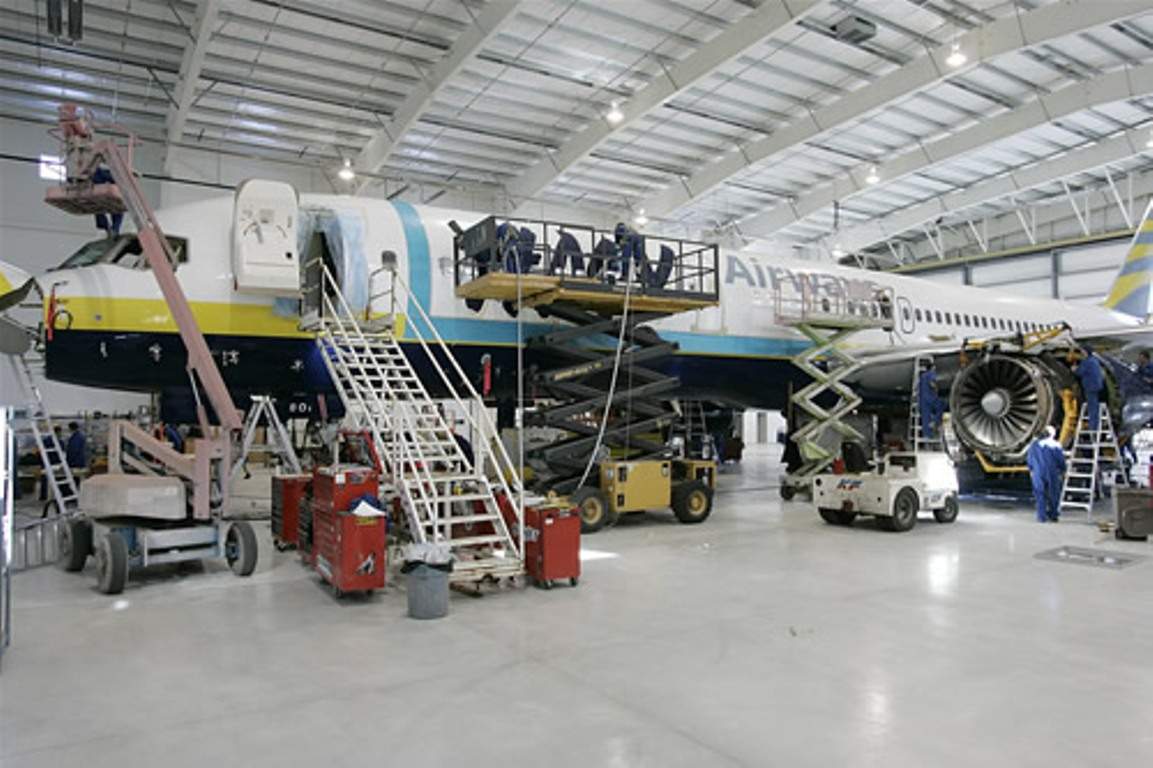 Kelowna Flightcraft loses two key contracts - image