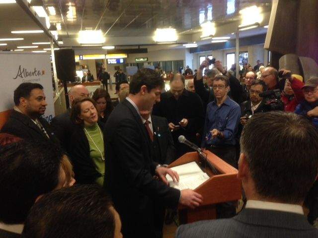 Province announces more resources for Edmonton LRT - image
