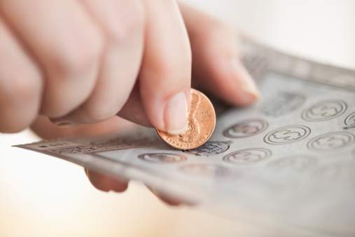 Dunnville woman scratches her way to $1 million - image