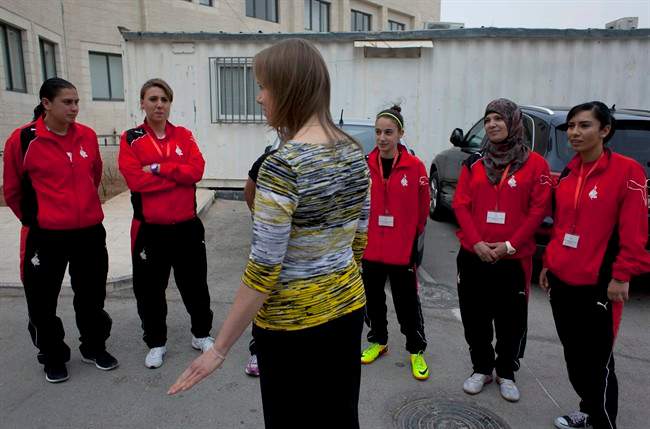 Klassen helping young women in Israel - image