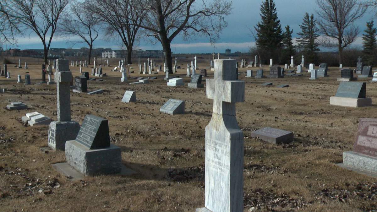 The Public Health Agency of Canada recommends funeral homes make advance plans for what to do if their own staff get sick, including making arrangements with volunteers from service clubs or churches to dig graves.