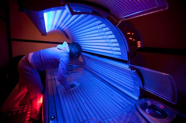 Tanning bed