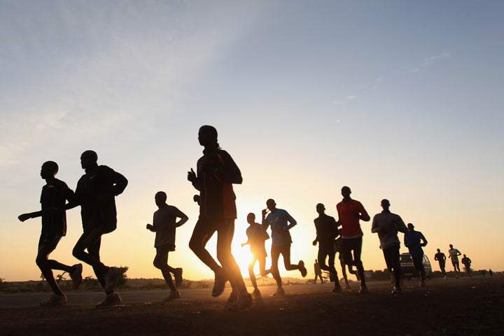 Just in time for marathon season, a U.S. study shows that marathon training may improve heart health, even for recreational runners.