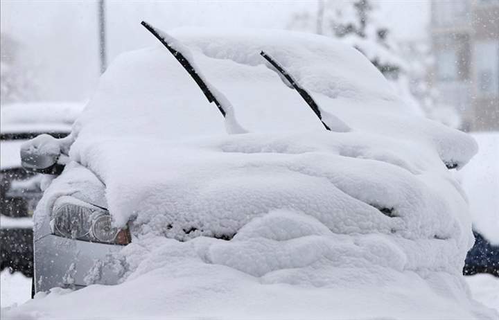 Snowfall warnings are in effect for the Manitoba lakes regions on Friday and Saturday.