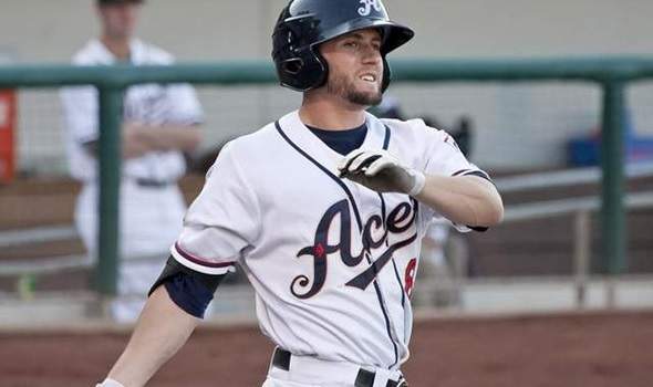 Winnipeg Goldeyes manager, Rick Forney, has signed infielder, Tyler Kuhn, to a contract for the 2014 season.