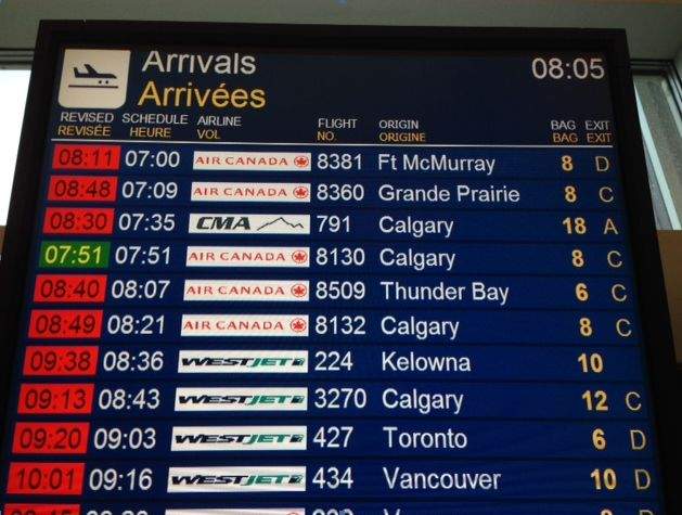 Fog causes delays at Edmonton International Airport on Thursday, April 3, 2014