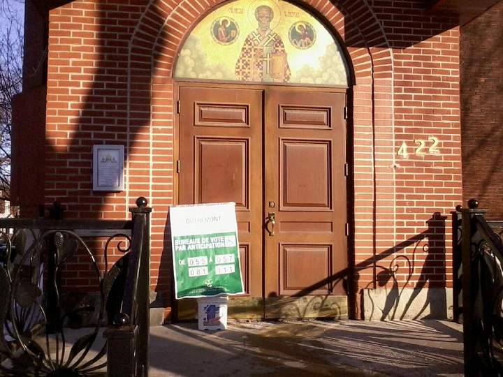 Advance polling station in Outremont.