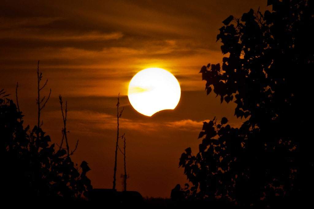 The start of the 2012 annular solar eclipse, as seen from north of Toronto. The eclipse was only partially visible.