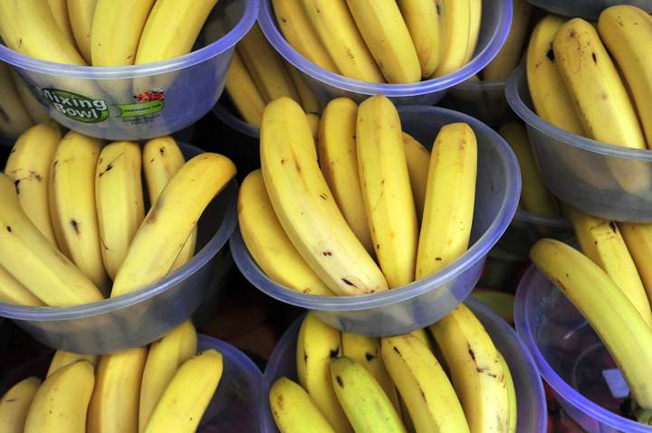 Cheaper wine, cheese and avocados: How trade deals impact the price of your favourite things - image