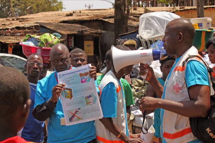 An outbreak of the Ebola virus has killed at least 135 people in Guinea and Liberia.