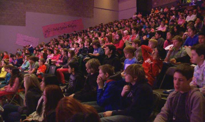 Provincial government proclaims Wednesday Red Cross Day of Pink to fight bullying in Saskatchewan.