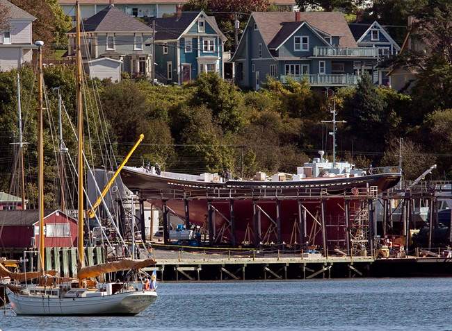 Bluenose II, Nova Scotia’s sailing icon, receives some last-minute work in Lunenburg, N.S. on Sept. 28, 2012.