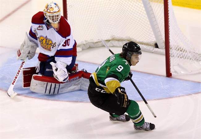 Foreurs win marathon to gain semifinal - image