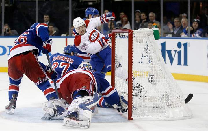 Montreal Canadiens center Daniel Briere (48) scores in the third period of Game 3 of the NHL hockey Stanley Cup playoffs Eastern Conference finals, Thursday, May 22, 2014, in New York.
