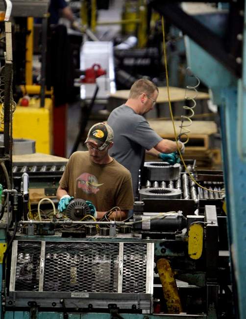 A harsh winter led to an contraction of 1.0 per cent in the world's largest economy -- and Canada's biggest trading partner by far. 