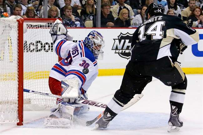 Penguins top Rangers 3-0 to even series 1-1