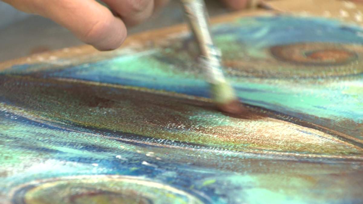 Paintings will be hung in some New Brunswick hospitals, depicting First Nation patient's experiences with cancer.